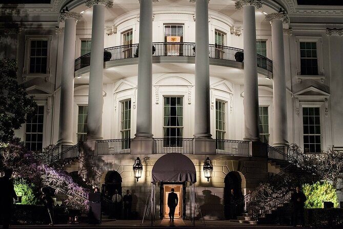 Fabulous Private Night City Tour by Car of Washington DC - Stop 1: White House