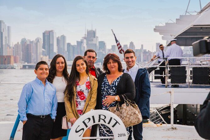 Father's Day Buffet Brunch Cruise on Lake Michigan - Who is This Cruise Best For?