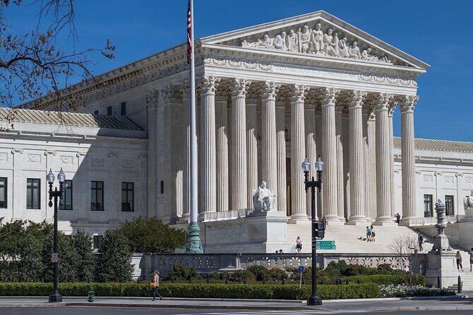 FBI vs. Bank Robbers Quest Experience in Washington DC Quest - Stop 2: U.S. Department of Justice