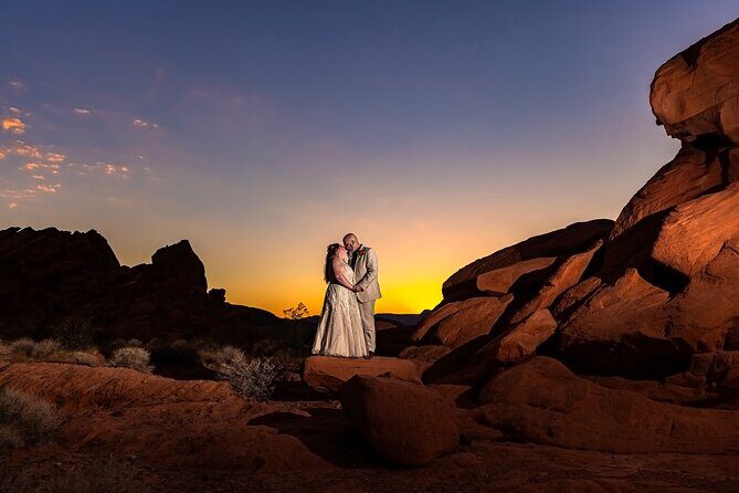 Fire Rock Wedding at Redstone Dune Trails - Who Is This Experience Best For?