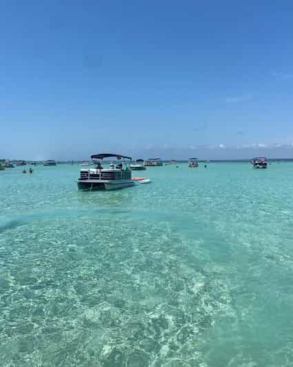 Fort Walton Beach: 20-ft 10-Passenger Pontoon Rental - Cruising Toward Crab Island