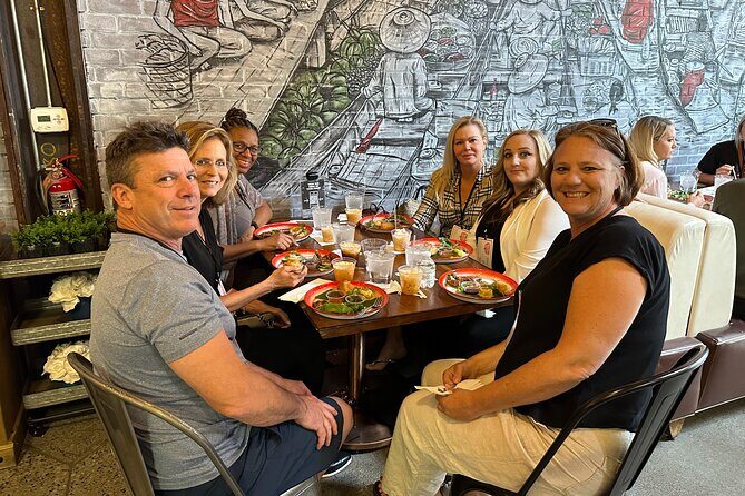 Fremont East Foodie Tour: A Taste of Local Downtown Vegas - Why This Tour Works