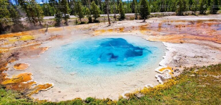 From Bozeman: Exclusive Yellowstone Tour (2 Days & 1 Night) - The Itinerary: What to Expect Day by Day