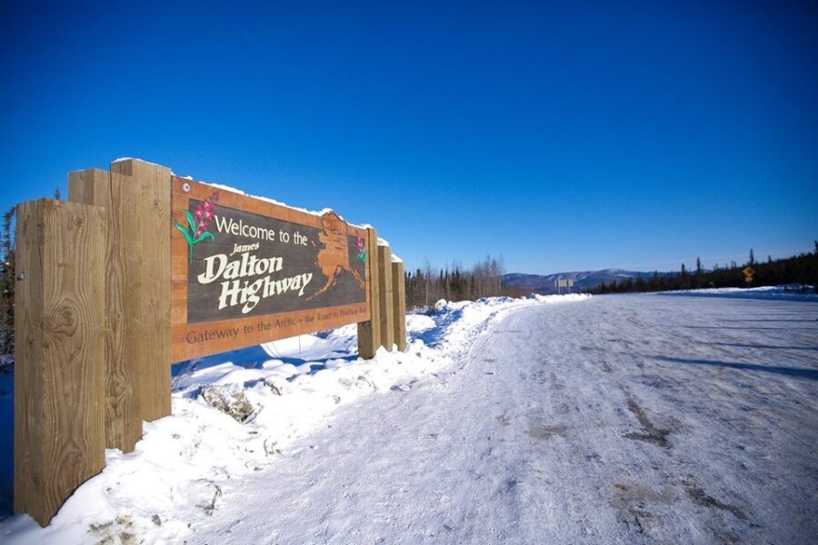 From Fairbanks: Northern Lights and Arctic Circle Tour - Crossing the Arctic Circle