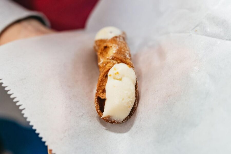 From Manhattan: Half-Day Brooklyn Food and Culture Bus Tour - What Makes This Tour Stand Out