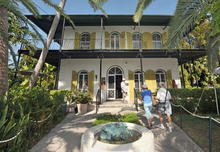 From Miami: Small Group Key West 1-Day Tour - The Itinerary in Detail: What Does a Day in Key West Look Like?