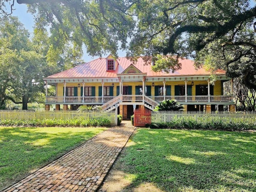 From New Orleans: Oak Alley or Laura Plantation Tour - The Experience in Detail: What to Expect