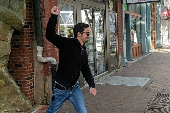 Fun Scavenger Hunt in Pigeon Forge by Wacky Walks - Who Will Love This?