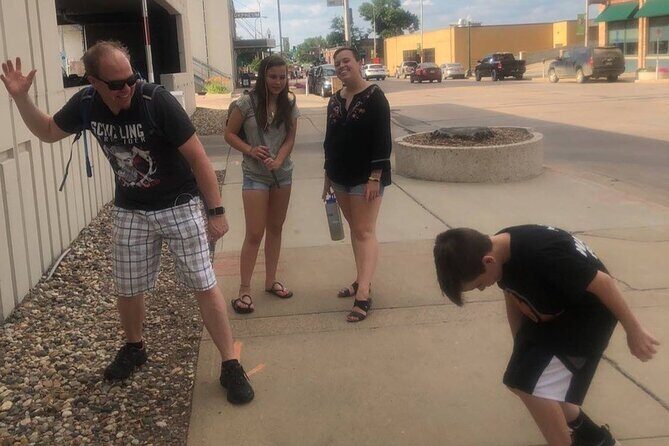 Fun Scavenger Hunt in Surprise by Zombie Scavengers - How Is the Experience Structured?