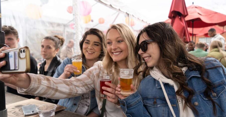 Gettysburg: Beer, Wine, and History Guided Walking Tour - Drinks and Tastings