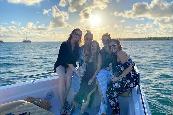 Half Day Luxury Boat Tour in Bradenton with Snorkeling - Who is This Tour Best Suited For?