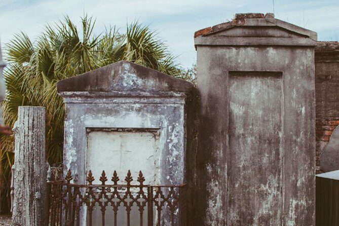 Highights Of New Orleans: Voodoo & Cemetery Tour - Exploring the Itinerary