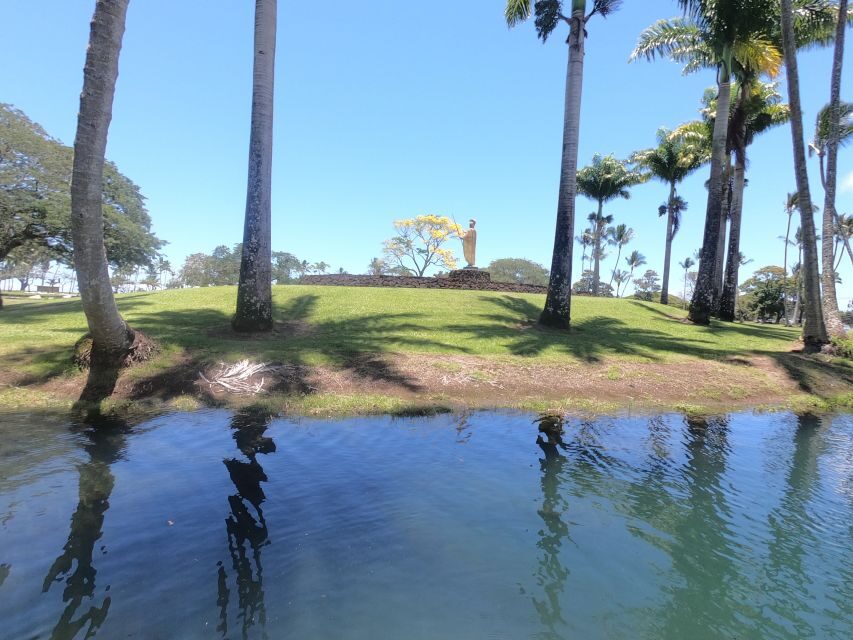 Hilo: Wailoa River to King Kamehameha Guided Kayaking Tour - Navigating the Japanese-Style Bridges