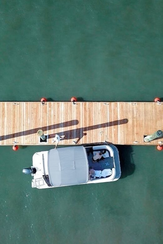 Hilton Head Island: Pontoon Boat Rental - An In-Depth Look at the Hilton Head Pontoon Boat Rental