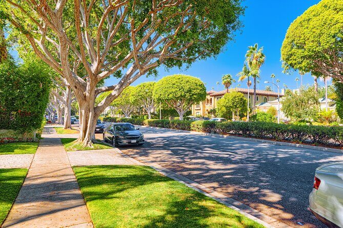 Hollywood Fame & Celebrity Homes Self-Guided Audio Bundle Tour - FAQ
