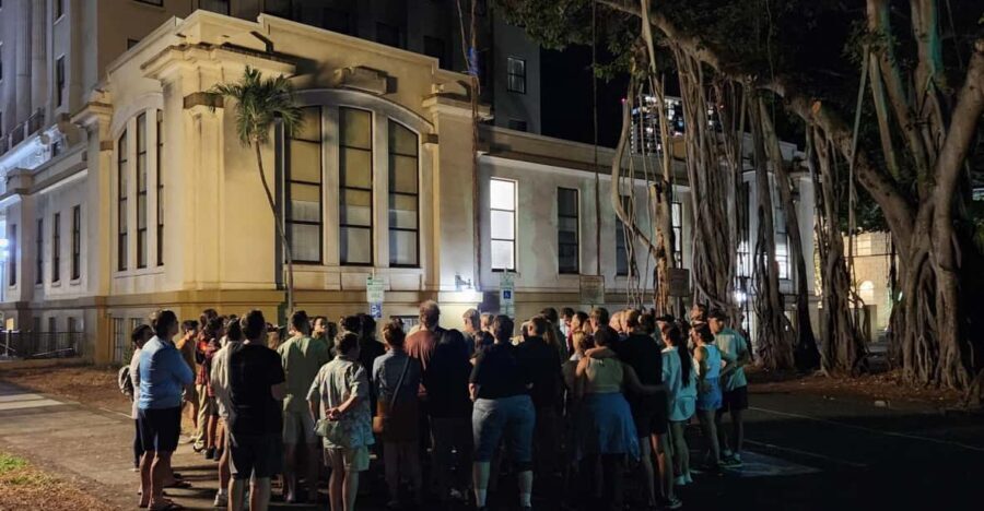 Honolulu: Ghosts of Old Honolulu Walking Tour - The Experience at a Glance