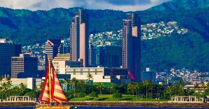 Honolulu: South Shore Open Sail - Who Will Love This Experience?