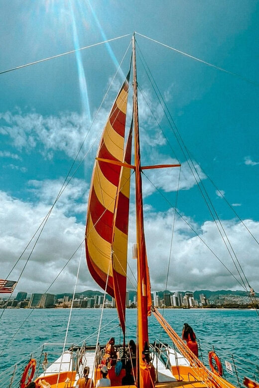 Honolulu: Sunset Catamaran Sailing Experience - What to Expect from This Sunset Sailing Tour