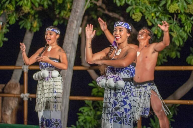 Kailua-Kona: Voyagers of the Pacific Luau with Buffet Dinner - The Value and Who Will Love It