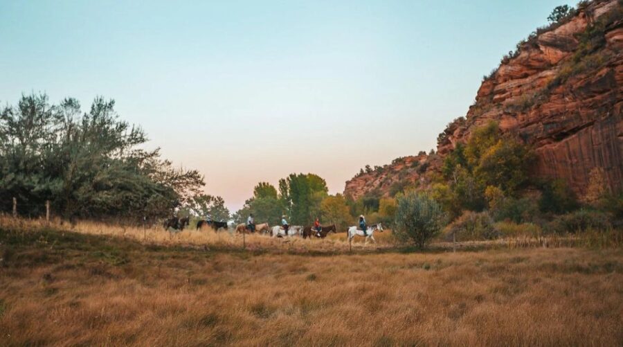 Kanab: Cave Lakes Canyon Horseback Riding Experience - What to Expect During the Tour