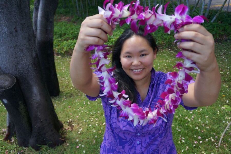 Kauai: Lihue Airport Traditional Lei Greeting - The Cultural Significance of the Lei Greeting