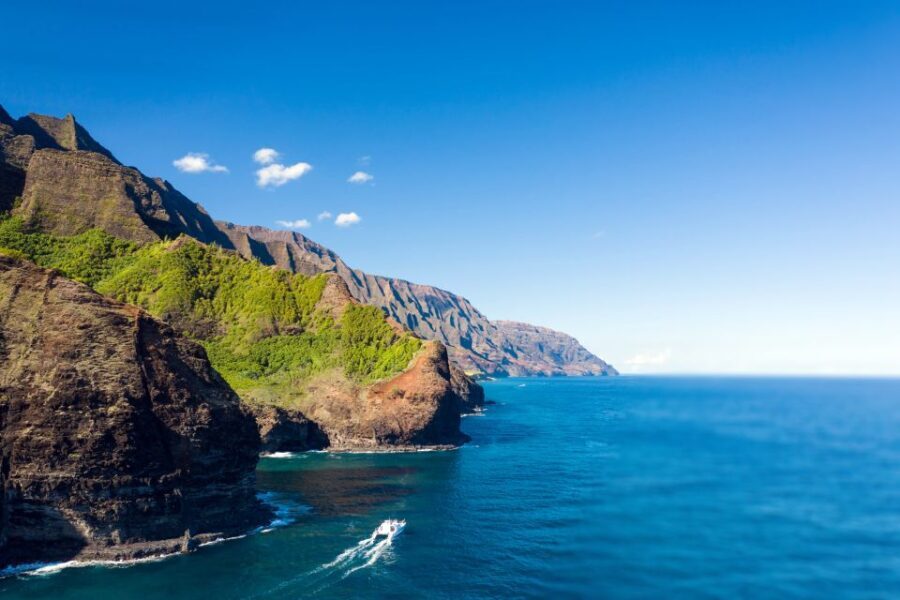 Kauai: Niihau and Na Pali Coast Full-Day Boat Tour - Practical Details and Tips