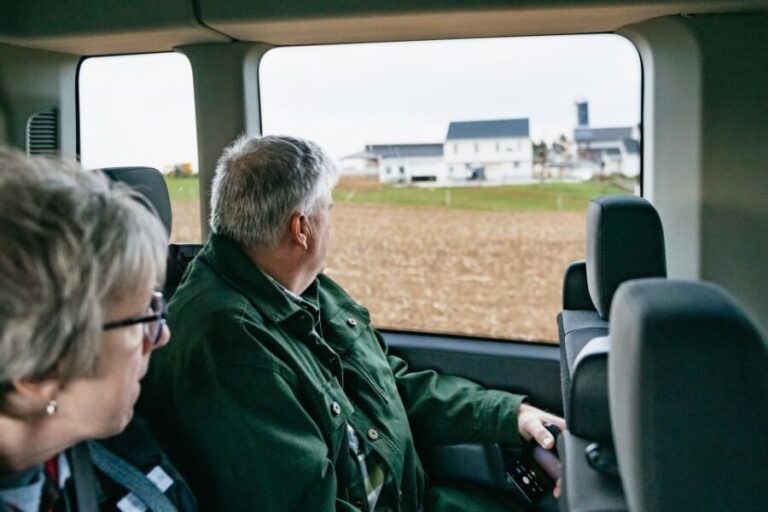 Lancaster County: Tour and Meal with an Amish Family - The Logistics: Timing, Group Size, and Comfort