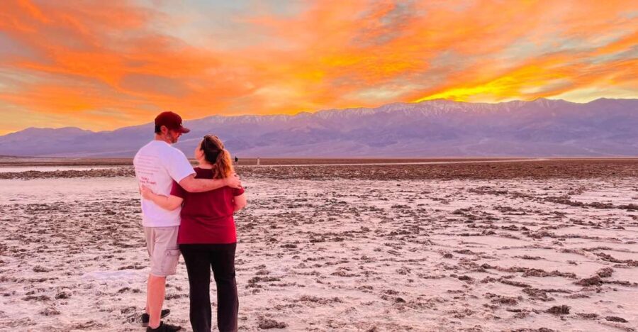 Las Vegas: Death Valley Day Trip with Stargazing - Transportation, Timing, and Group Size