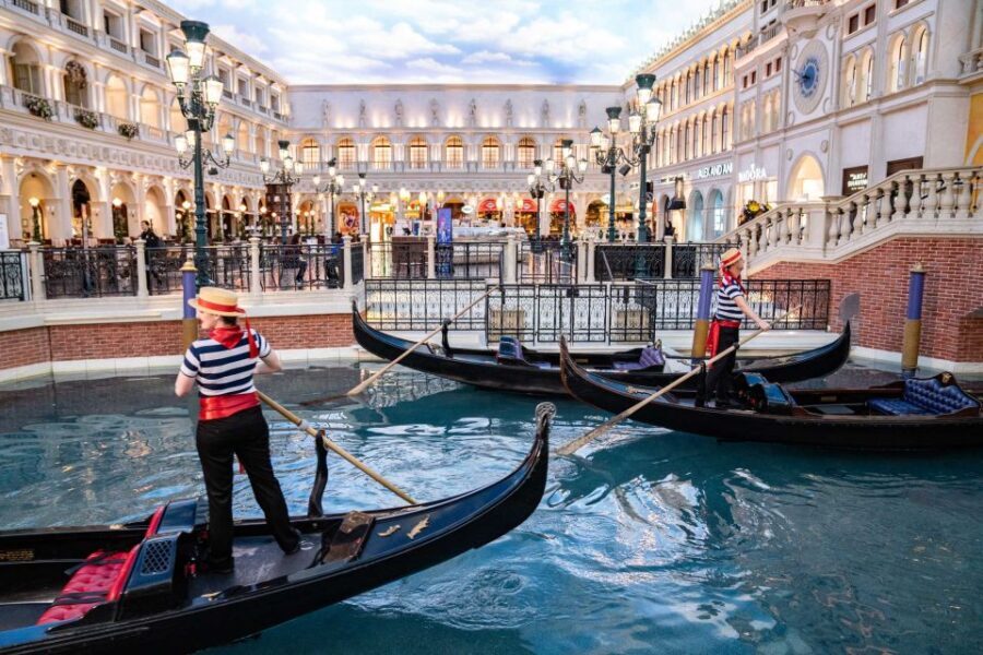 Las Vegas: Entry to Madame Tussauds with a Gondola Cruise - Authentic Experiences from Reviewers