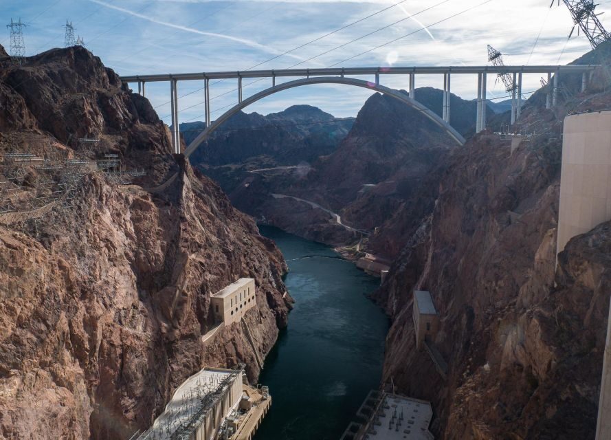 Las Vegas: Hoover Dam, Valley of Fire, Boulder City Day Tour - Analyzing the Experience: What Makes It Stand Out