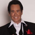 Las Vegas: Wayne Newton - Up Close and Personal - The Venue and Atmosphere