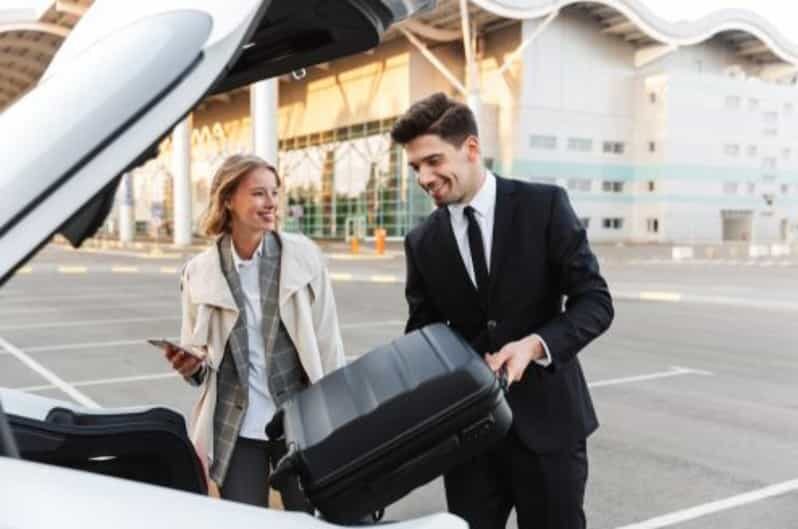 Los Angeles Airport: One-Way Private Transfer to Los Angeles - A Closer Look at the Private Transfer Service