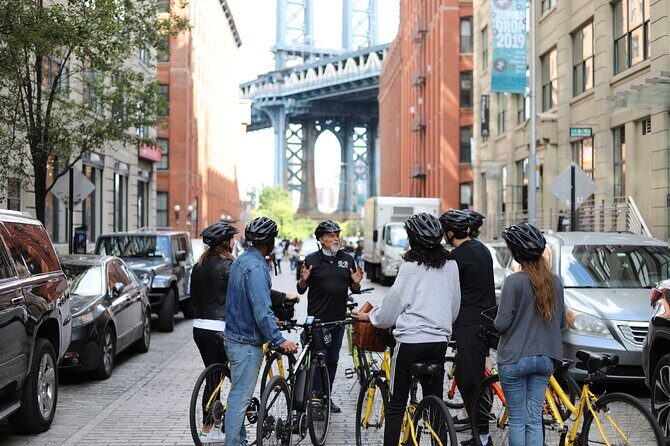 Lower Manhattan and Brooklyn Bridge Guided Fiets Tour (Dutch) - Detailed Breakdown of the Itinerary