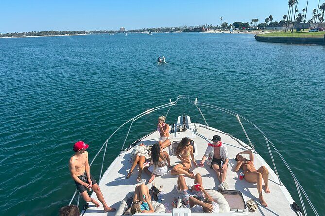 Luxury Bay or Sunset Yacht Cruise in San Diego - Who Should Consider This Tour?
