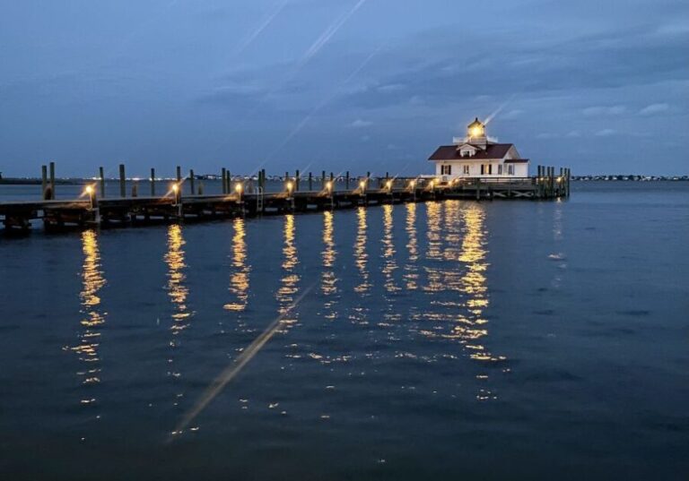 Manteo: Outer Banks Ghost Walking Tour - An In-Depth Look at the Manteo Ghost Walking Tour