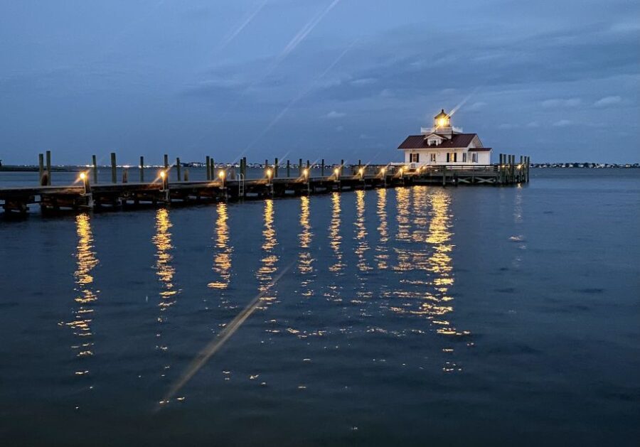 Manteo: Outer Banks Ghost Walking Tour - An In-Depth Look at the Manteo Ghost Walking Tour