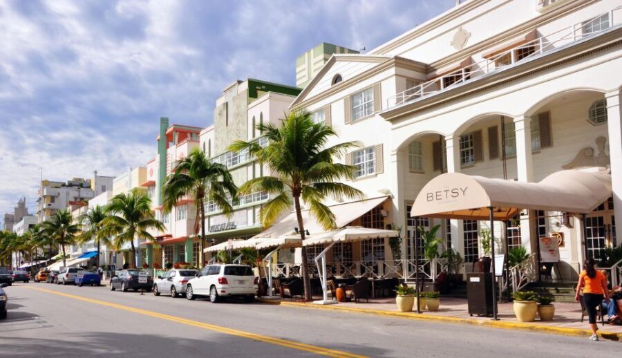 Miami - Art Deco Highlights & The Wolfsonian Museum Tour - What Makes this Tour Stand Out?