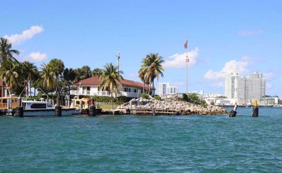 Miami-Beach & Miami Skyline Hop-On & Hop Off Boat Cruise - Analyzing the Value and Who It’s Best For