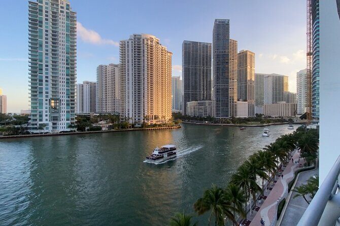Miami: Biscayne Bay Star Island Sightseeing Cruise+Miami Skyline - Analyzing the Value: Is It Worth It?