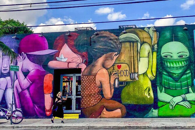 Miami City Tour and Boat Tour - Land & Sea Combo - Visiting the Versace Mansion and Wynwood Walls
