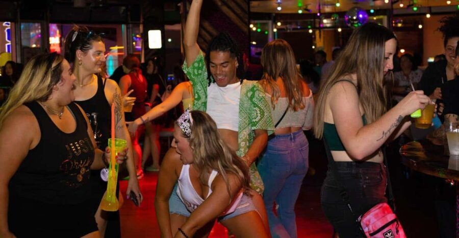 Miami: Guided Bar Crawl with Drinks Discounts and Club Entry - Practical Tips for a Great Night Out