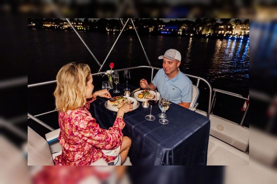 Miami: Private Dinner Cruise for 2 on a yacht. - An In-Depth Look at the Private Dinner Yacht Experience in Miami