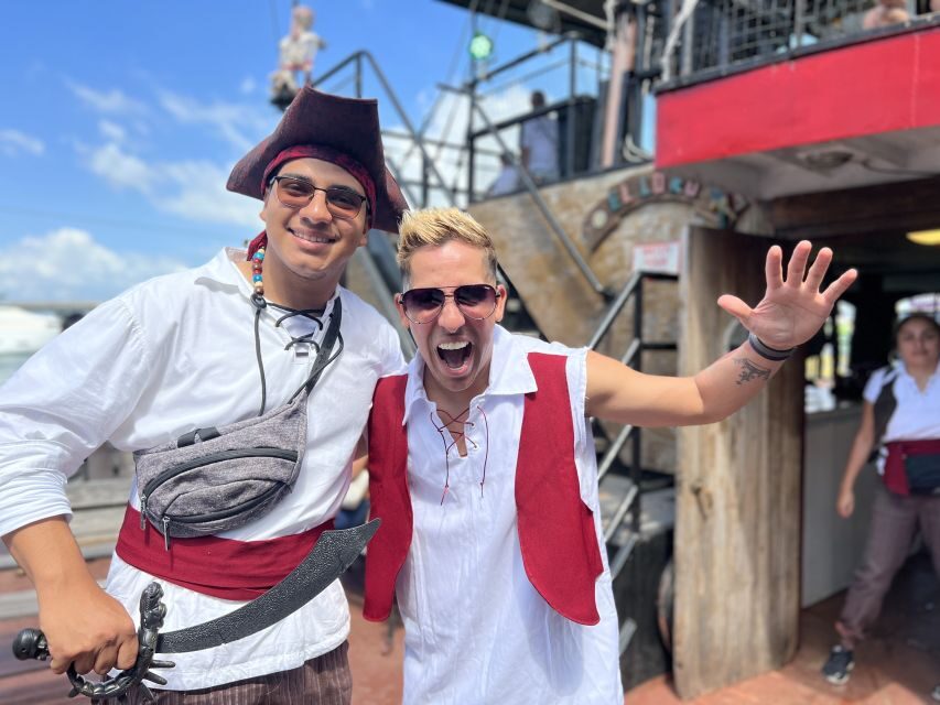 Miami: Skyline & Millionaire's Homes Pirate Boat Cruise - Detailed Breakdown of the Itinerary