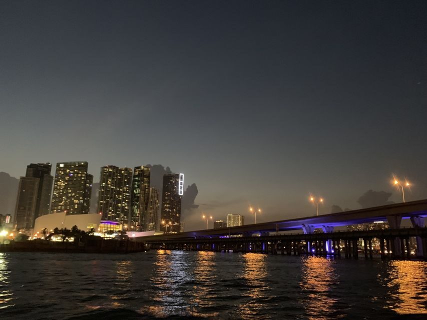 Miami: Sunset Cruise with Celebrity Homes & Open Bar - How It Compares to Similar Experiences