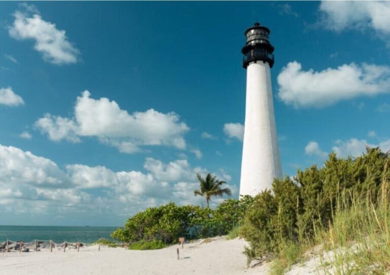 Miami: Visit to the Lighthouse - Key Biscayne - Brickell - Who Will Love This Tour?