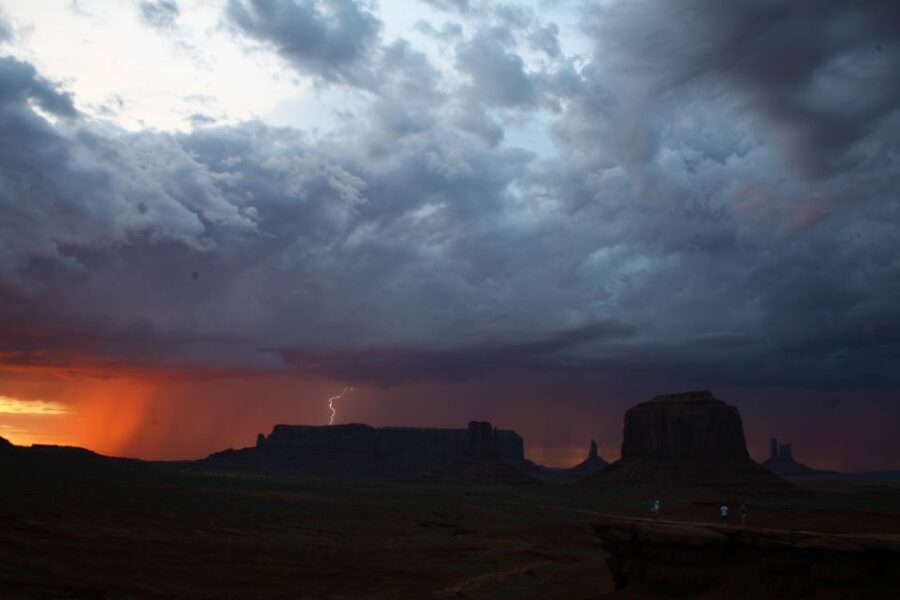 Monument Valley: Guided Sunset Tour - Authenticity and Reviews from Fellow Travelers