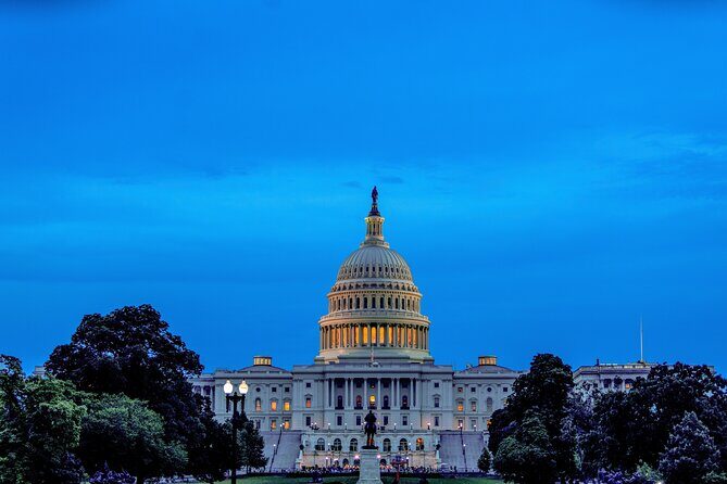 Mount Vernon & Old Alexandria with Night-Time Sightseeing Tour of Washington DC - Who Should Consider This Tour?