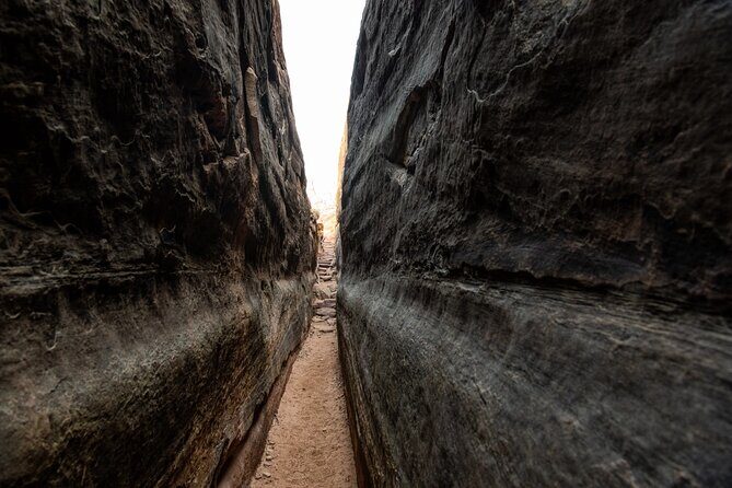 NEW! Canyonlands Needles Chesler Park Hiking Discovery Tour - Who Will Love This Tour?