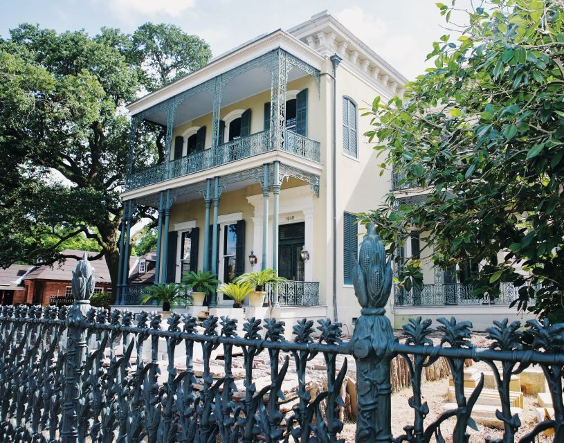 New Orleans: 2-Hour Homes of the Rich & Famous Walking Tour - An In-Depth Look at the Garden District Tour