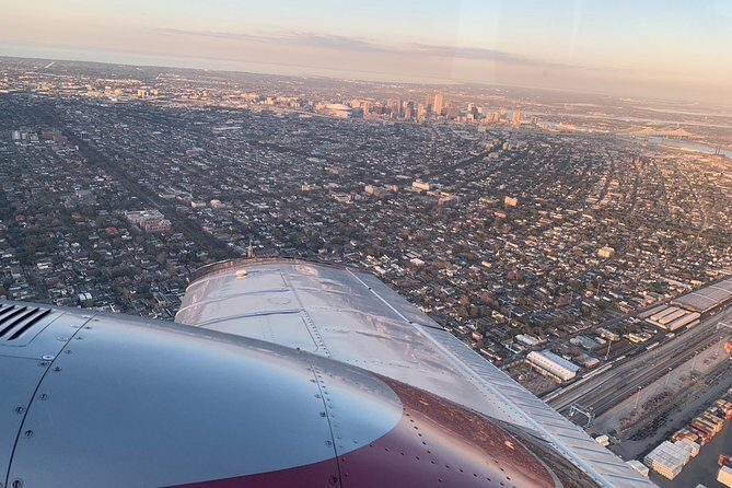 New Orleans Group Sightseeing Flight for 4-5 people - An In-Depth Look at the Experience